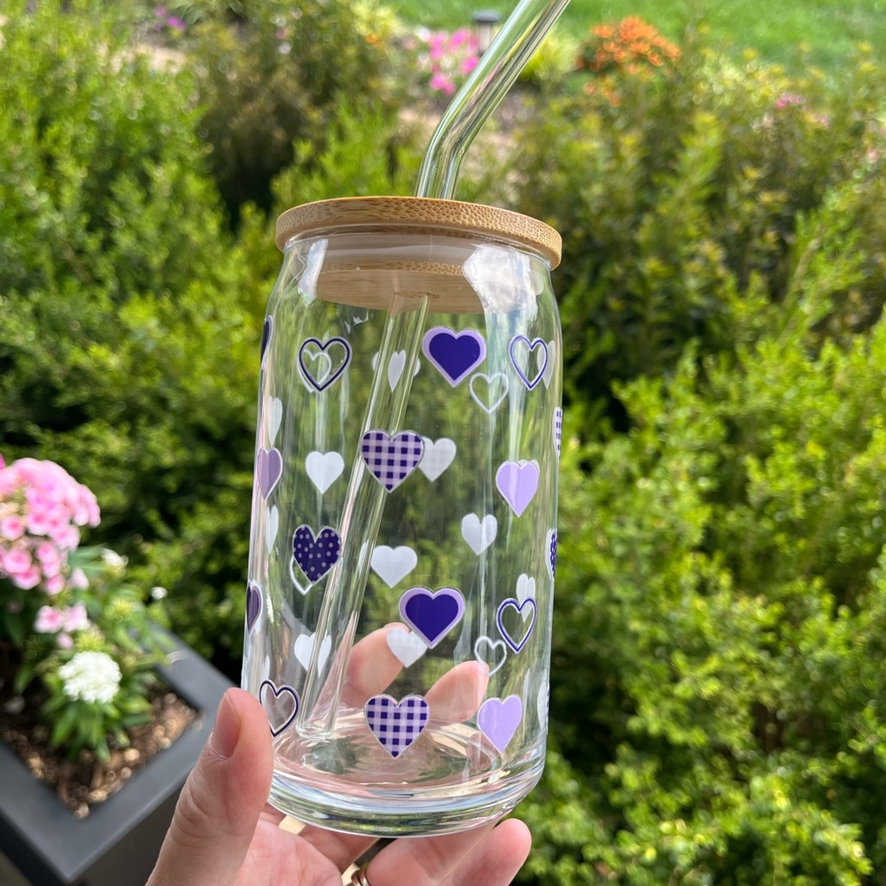 Heart Pattern Glass Tumbler with Straw